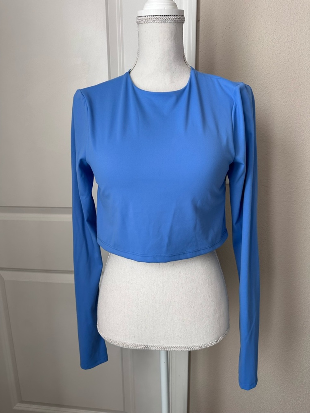 Forever 21 Open-Back Athletic Crop Top